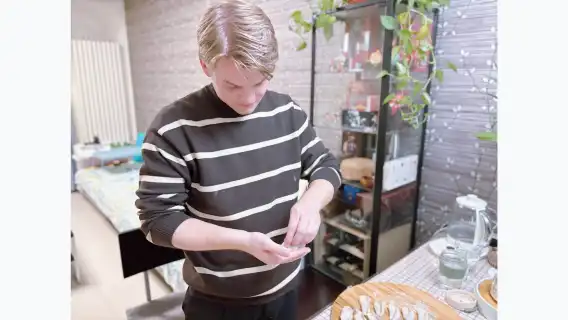 Visit the Local Fresh Market and Learn to Make Dumpling or Wonton