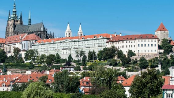 Palacio de Lobkowicz + Concierto de mediodía