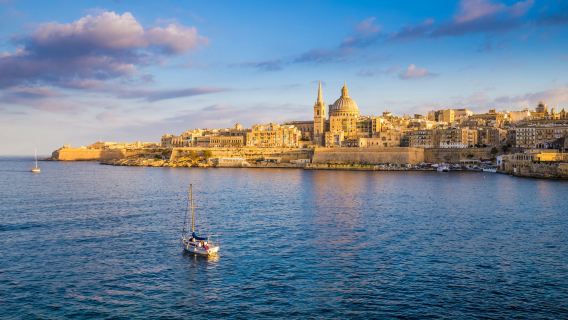 Sliema: 1-Day Hop-on Hop-off Bus Tour + Harbor Cruise Pass