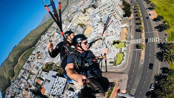 Scopri Città del Capo in parapendio biposto