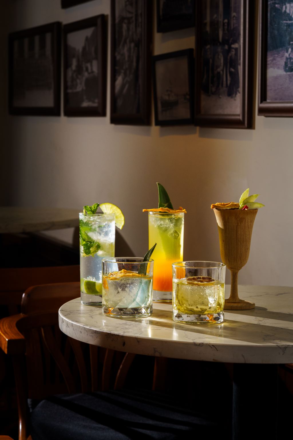 LUBUDS | Edificio histórico 1881 | Bar de whisky The Cell | Antigua sede de la policía marítima | Cócteles y tapas seleccionados