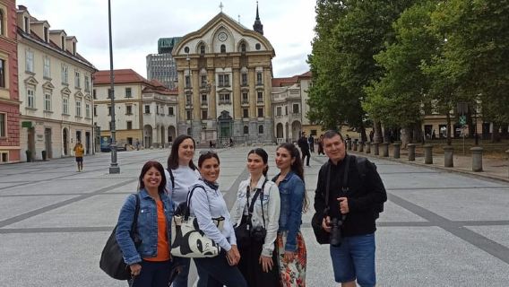 Da Zagabria: tour guidato per piccoli gruppi a Lubiana e al lago di Bled