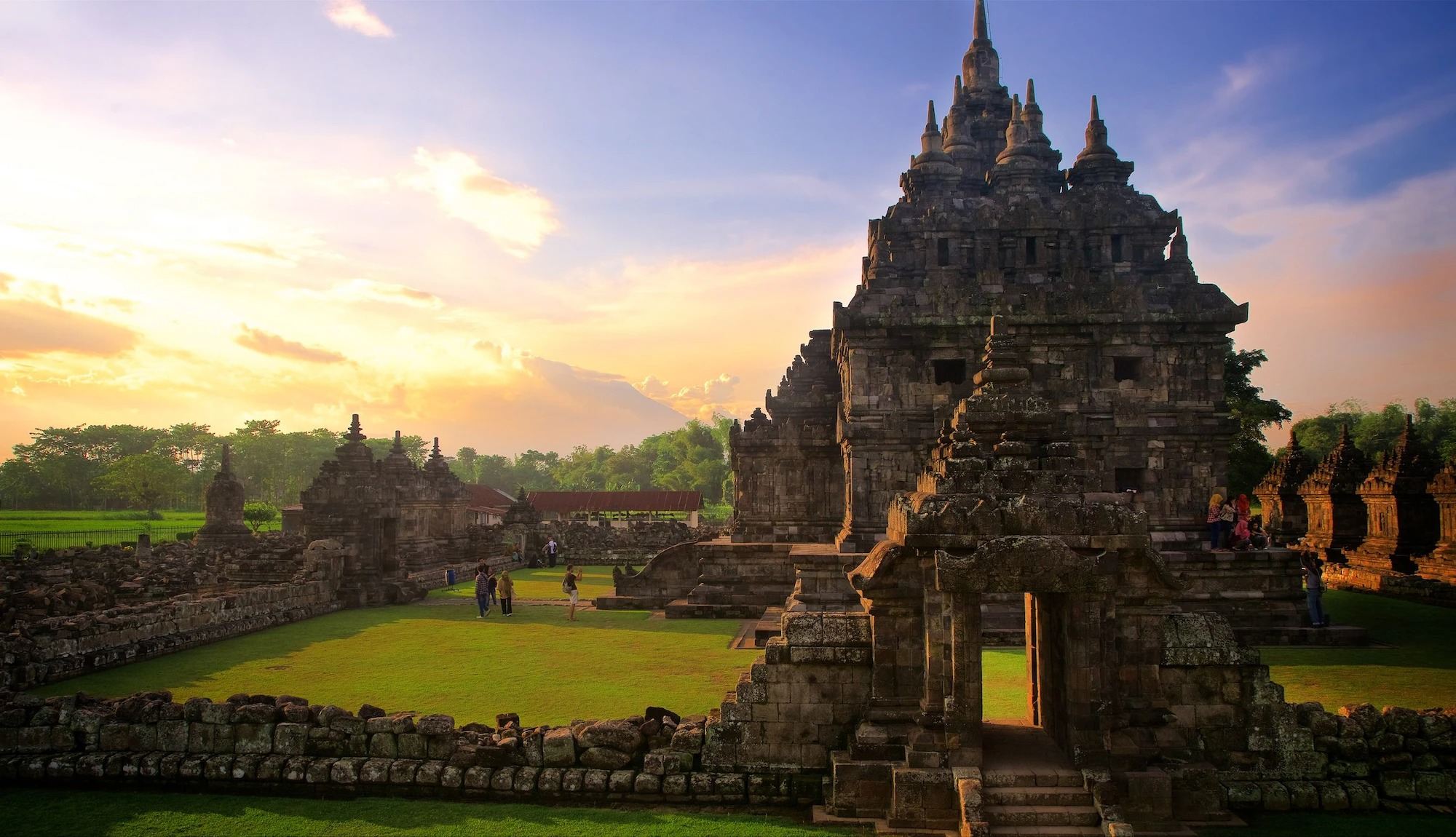 Tour di un giorno a Borobudur e Prambanan a Yogyakarta, Indonesia