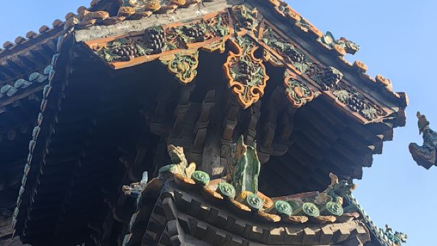 Jiexiu Houtu Temple + Aoshen Tower + Zhang Bi Ancient Fortress day tour with private pickup for up to 8 people