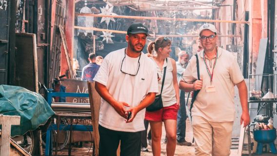 Marrakesch: Geführter Spaziergang durch die Medina-Souks in kleiner Gruppe + Tee