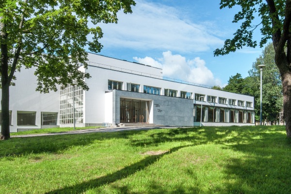 Vyborg Castle State Museum + The Library of Alvar Aalto + Vyborg Town Day Tour