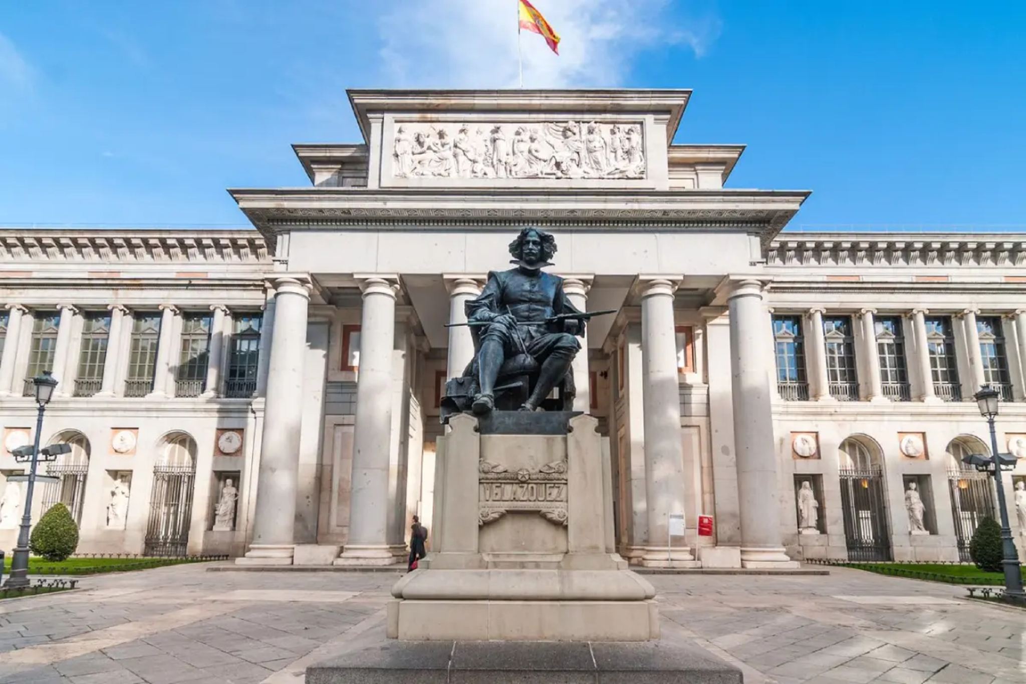 Excursion d'une journée au Palais royal de Madrid, au Musée du Prado et promenade dans le quartier historique de Madrid|Inclut un billet d'entrée avec réservation