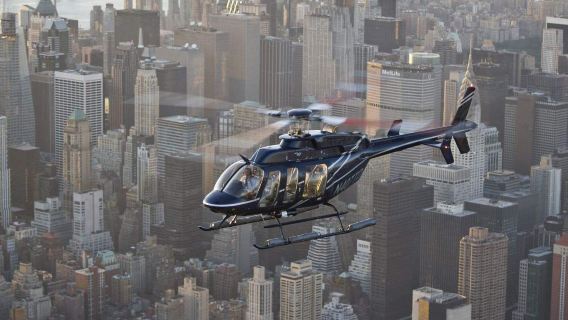 Helikoptervlucht boven Manhattan, VS: Beleef de bezienswaardigheden van New York City.