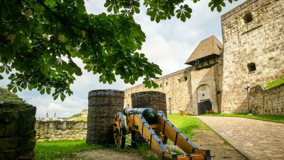 에게르 성+미인 계곡+이슈트반 광장-황소의 피 와인 문화 당일 치기 여행
