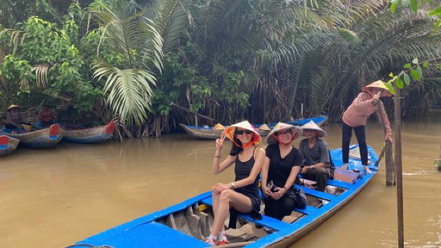  Mekong Delta Luxury Discovery: Small Group Tour or Luxury Limousine Option