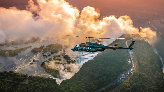 30-Minute Zambezi River + Victoria Falls Helicopter Tour