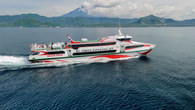 Passagem Rápida de Barco de Bali (Porto de Padangbai) para Senggigi