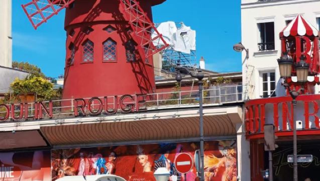 Μεταφορά από και προς σιδηροδρομικούς σταθμούς στο Παρίσι/Αεροδρόμιο Charles de Gaulle στη Γαλλία - Δυνατότητα προσαρμογής διαδρομής