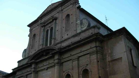 Passeio de Áudio por Faenza: Cerâmicas, Catedrais e Lendas Atemporais