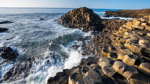 From Dublin: Giant's Causeway,Dark Hedges & Belfast Day Trip