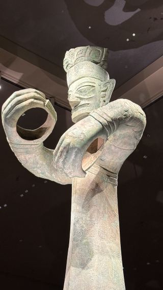 成都日帰りツアー：パンダ、三星堆博物館＆四川オペラ