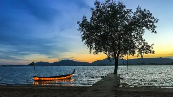 泰國普吉島+查龍寺+普吉鎮+青蛙夜市一日遊