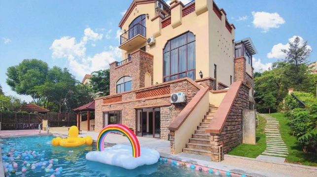 龍門富力養生谷莊園温泉中心·過夜露營【惠州9房溫泉營地「漂流CS浸溫泉自由行摘水果】