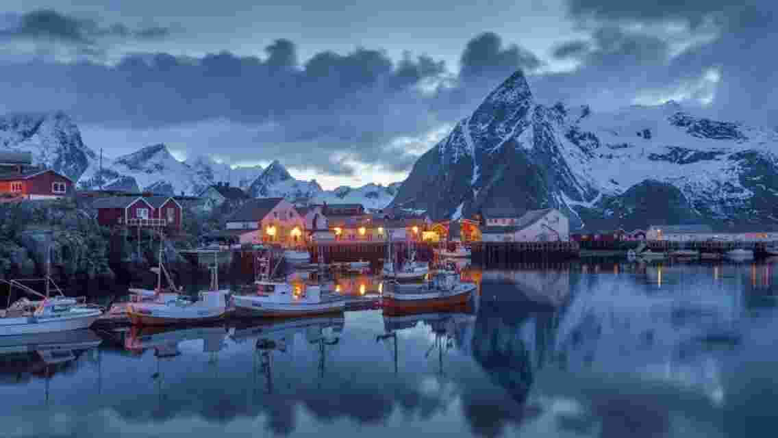 Norway + Floyen Mountain + Fantoft Stave Church + Bryggen Museum one-day tour