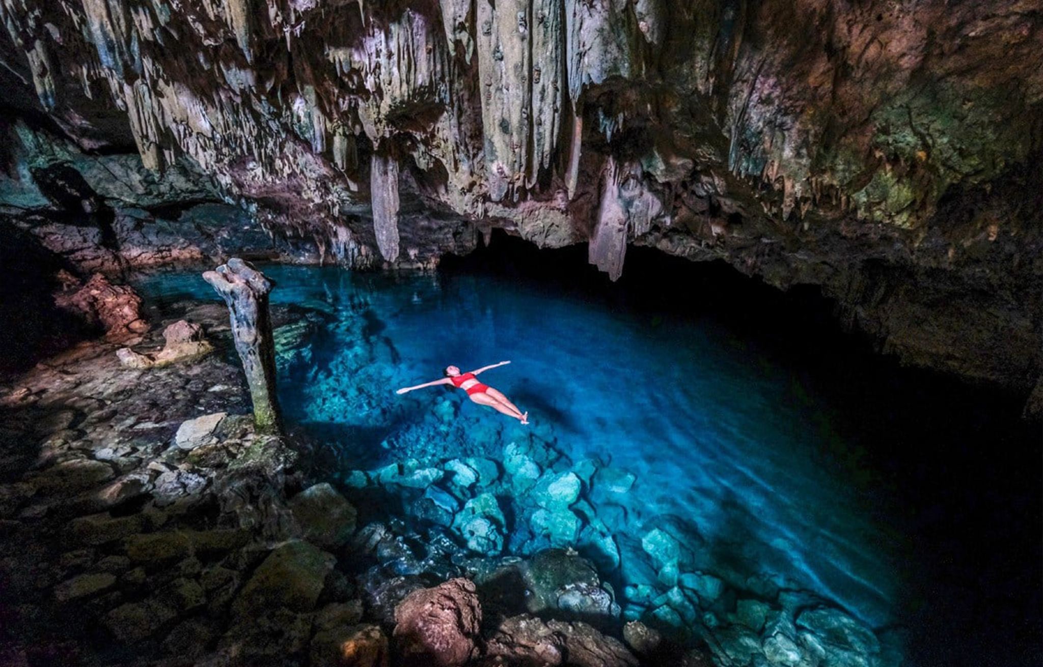 Приключение в Лабуан Баджо: однодневная поездка на холм Сильвия и качели в пещере Ранко с частным автомобилем