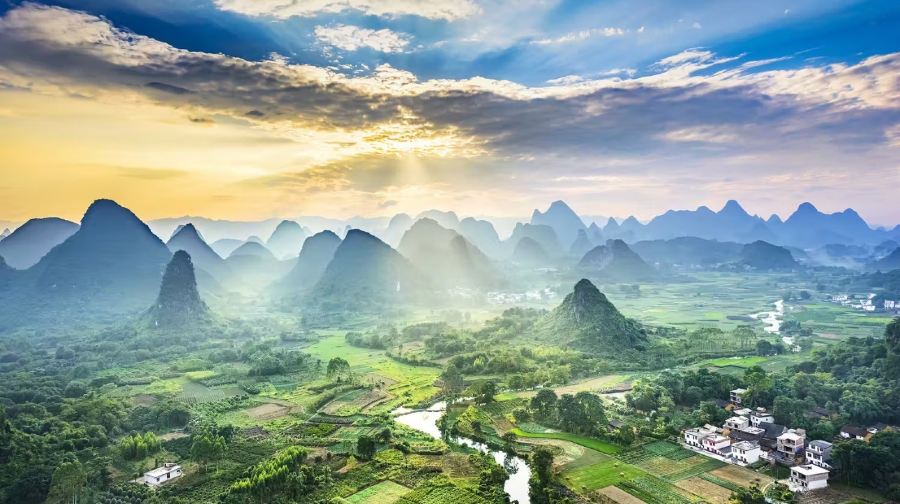 廣西桂林，桂林山水甲天下|象鼻山+漓江設施+遇龍河