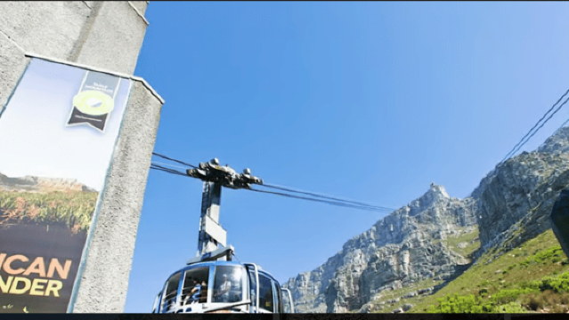 Tur Pribadi Mencicipi Anggur Table Mountain dan Constantia