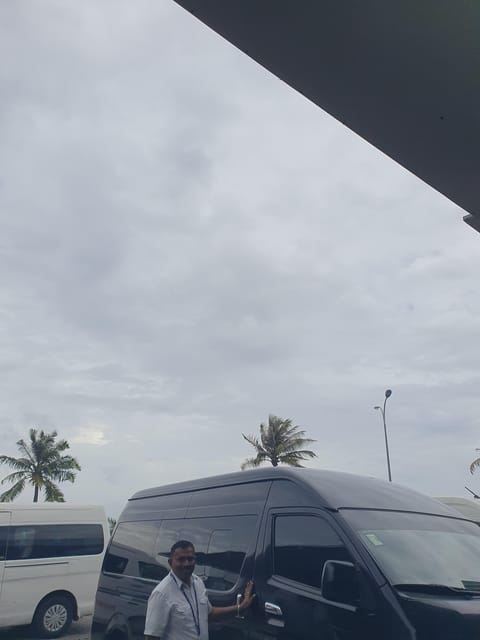 Maladewa: Tur Kota Berpemandu Pria