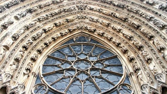 Parigi VIP: autista privato nella regione dello Champagne per 12 ore