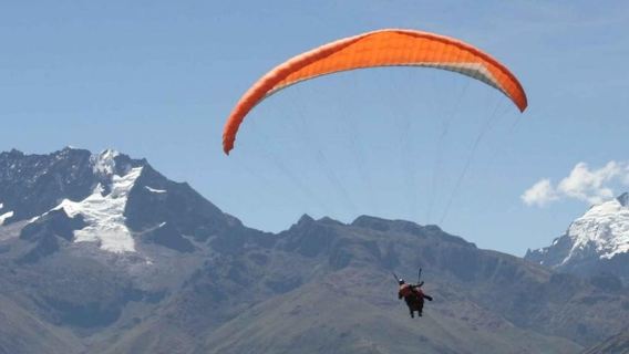 Paragliding flight over the Sacred Valley