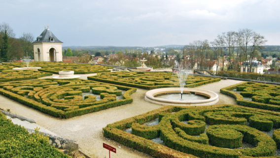 法國凡爾賽宮+吉維尼莫奈花園+奧維小鎮梵高故居【一日遊包車】