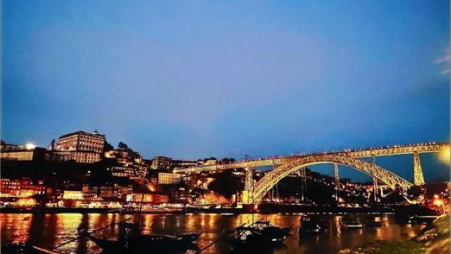 Lawatan sehari di Lisbon, Portugal + Menara Belém + Monumen Penemu + Istana Negara Pena.