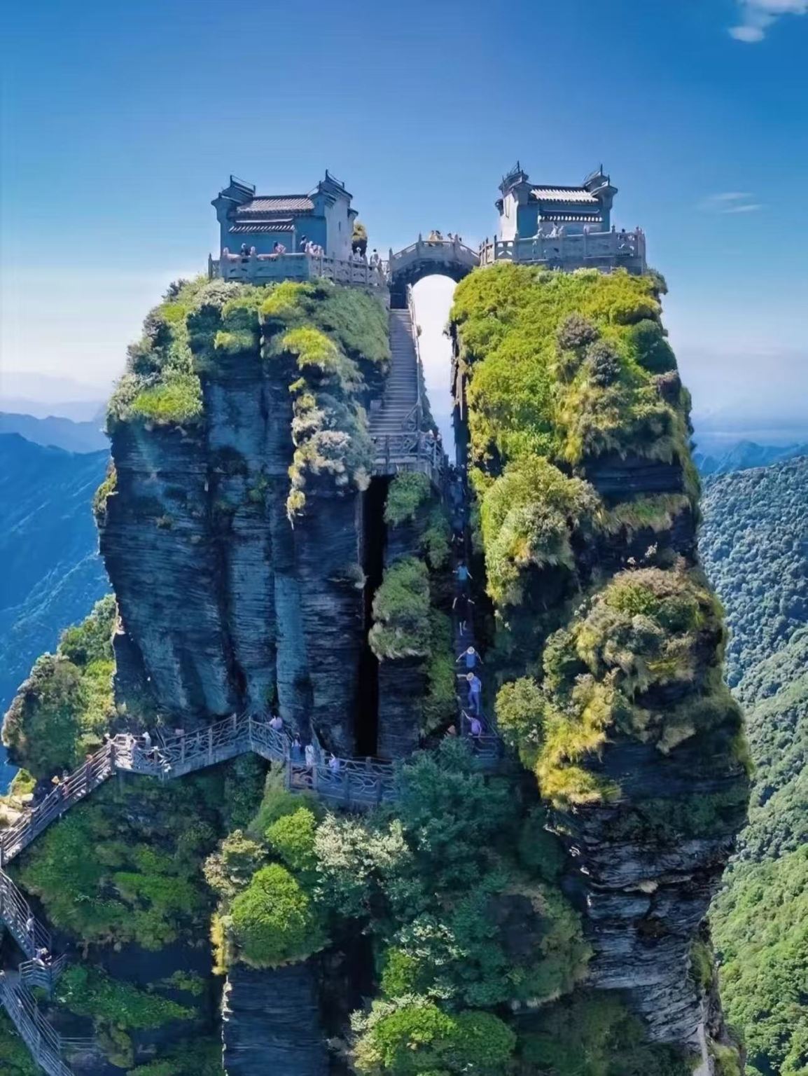 Mount Fanjing, Guizhou, China - East Gate/West Gate Pickup/Drop-off (Admission Ticket Not Included)