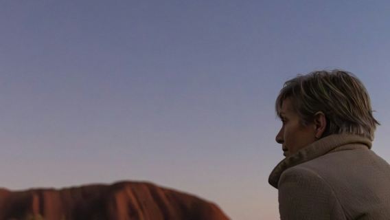 Uluru & Kata Tjuta: Guided Sunrise Tour + Transfers