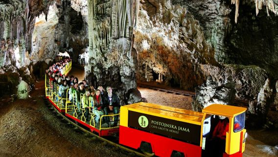 Ljubljana, Postojna Cave & Predjama Castle: Tour from Zagreb