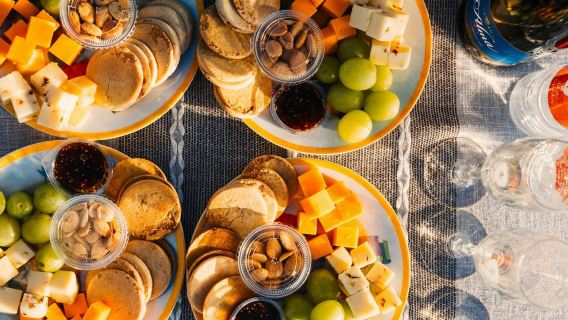 Phoenix: Hot Air Balloon Ride with Champagne and Catering