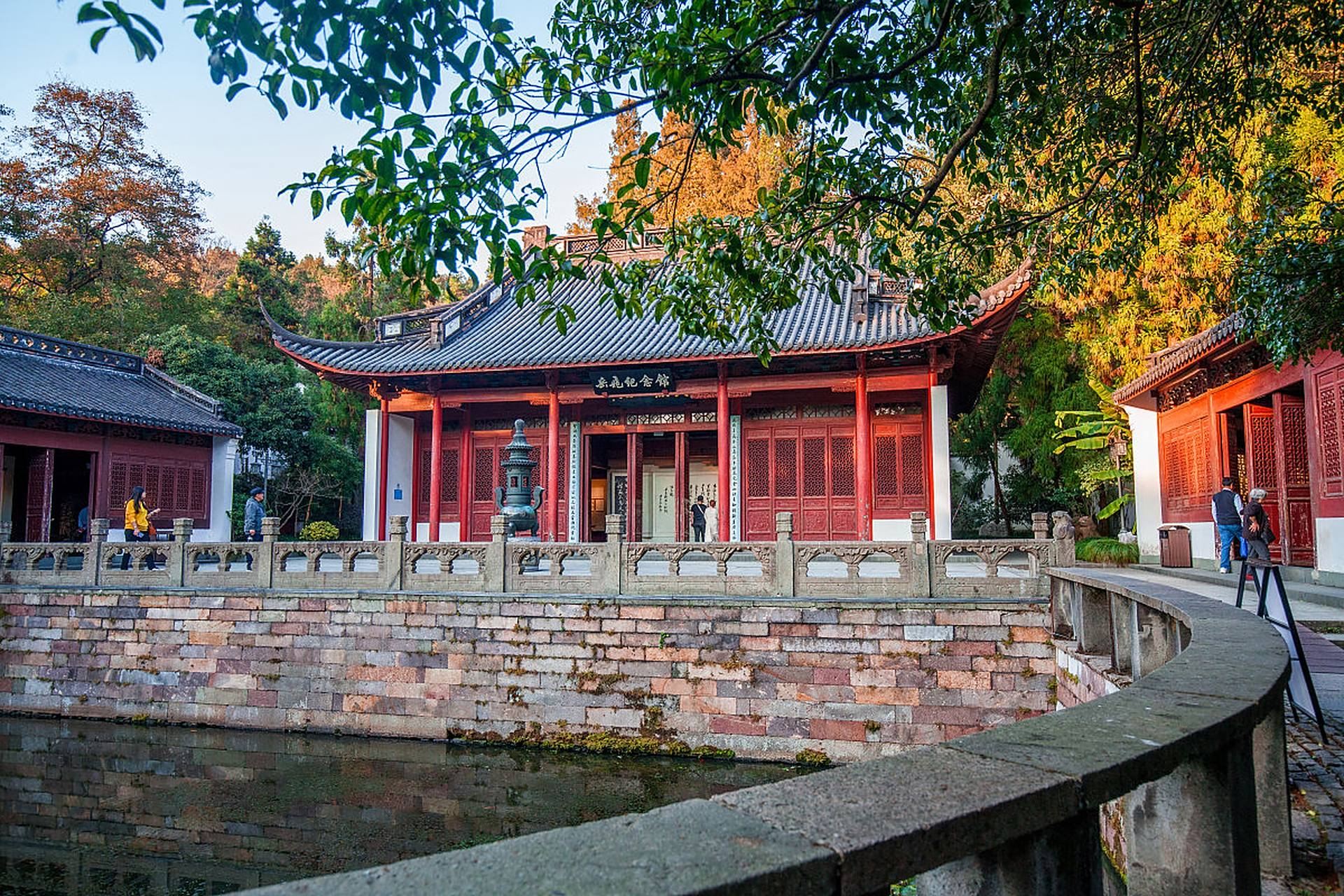 Hangzhou Privattransfer Tagesausflug · Panoramatour der Westsee-Highlights