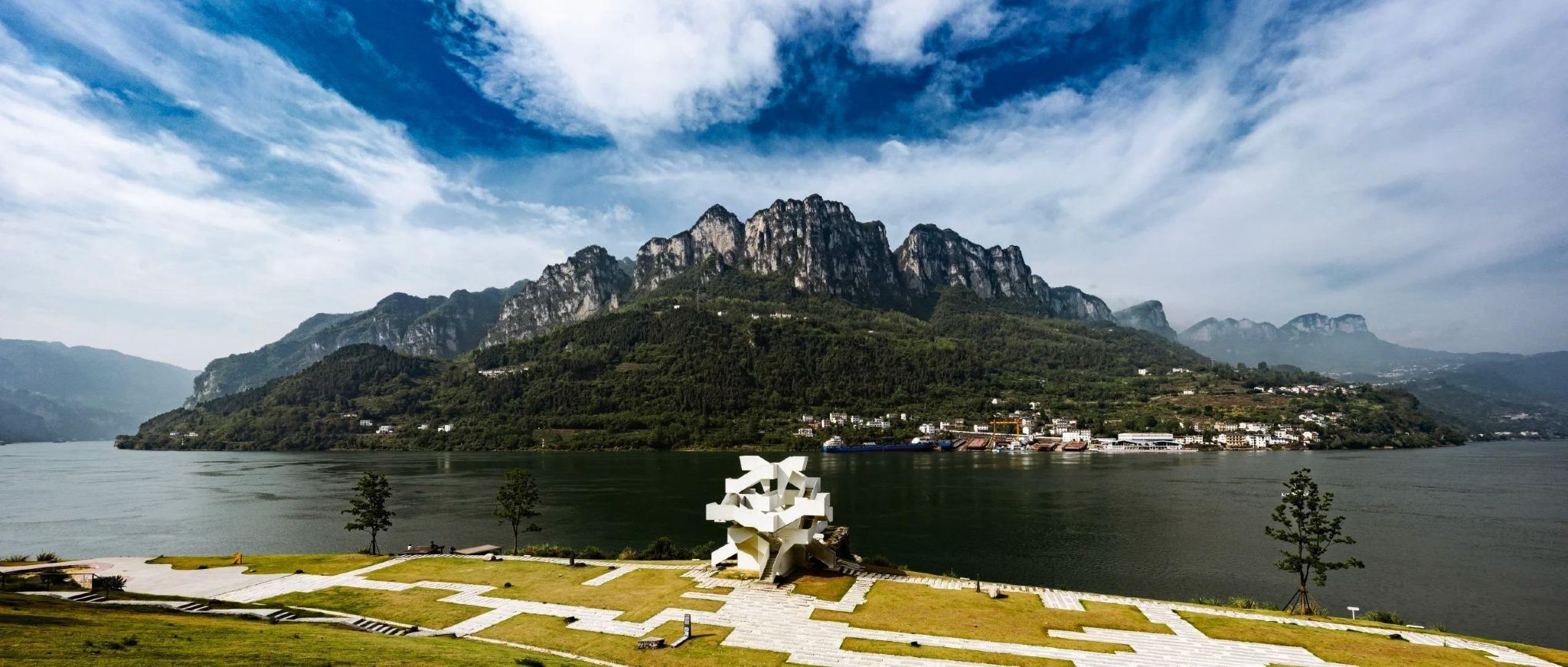 私家小包團丨G348網紅公路+水下博物館+環遊大壩一日旅行團