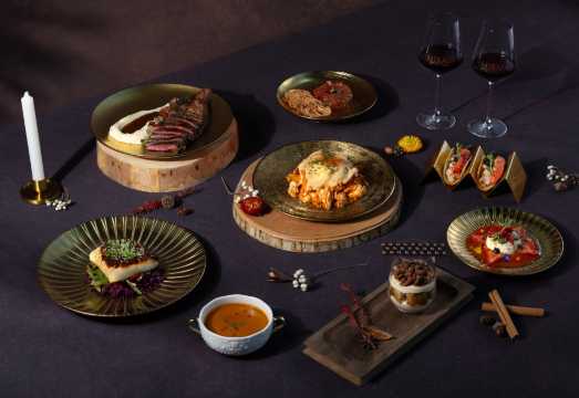 [Up to 25% Off] Renaissance Harbour View Hotel Hong Kong | Mirage Bar & Restaurant | Cantomania Friday at Mirage / The Palate Realm Set Dinner /...