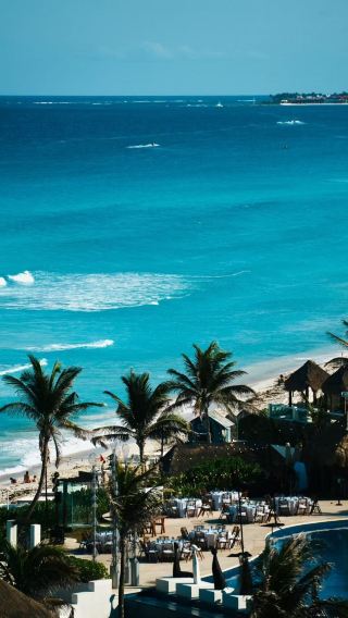 One-way transfer from Cancun airport to hotel or customized private charter