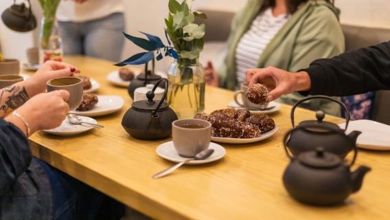Cape Town: Essential Food and Drink Tour