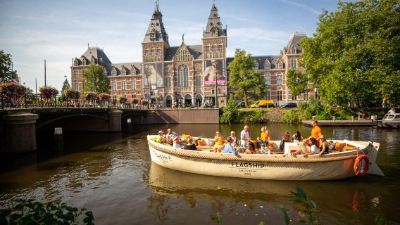 Amsterdam Luxury Boat Canal Cruise – starts from Rijksmuseum
