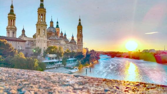 Tour monumental a pie por el casco antiguo de Zaragoza