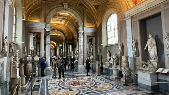 พิพิธภัณฑ์วาติกันและโบสถ์น้อยซิสทีน: เข้าชมก่อนเวลา + ทัวร์พร้อมไกด์