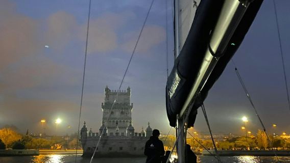 ลิสบอน: ทัวร์ล่องเรือยามค่ำคืน 2 ชั่วโมงจากเบเลม