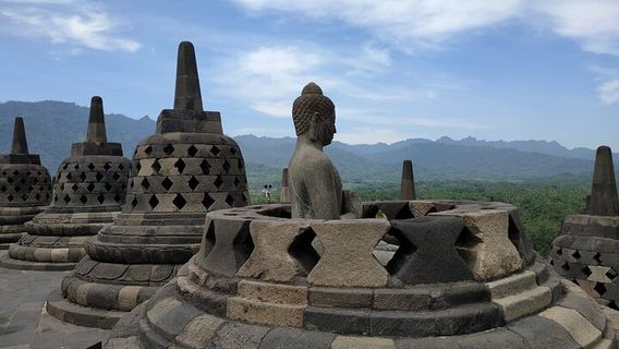 BorobudurTours