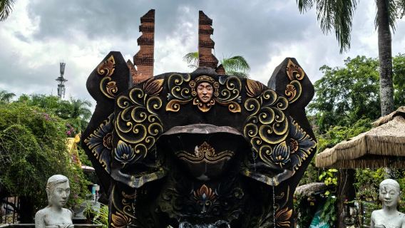 Wanning Shimei Bay + Bali Village + Xinglong Tropical Botanical Garden + Longyuan Coffee Manor + Xinglong Crocodile Valley one-day tour