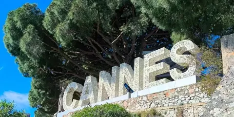 戛納影節宮-畢加索博物館-瓦爾堡-聖保羅德旺斯【南法包車】