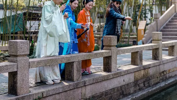 水鄉3-4小時古裝/漢服/親子/全家福/可含船景/夜景