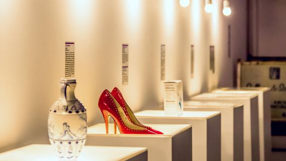 Zagreb Trakoscan Castle + Museum of Broken Relationships + Ban Jelacic Square 1-day tour