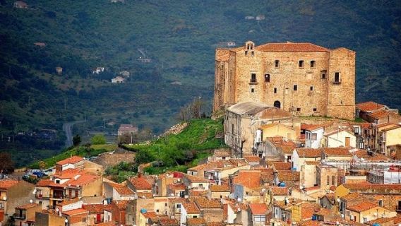 Cefalù: Half-Day Wine Tasting Tour in Castelbuono
